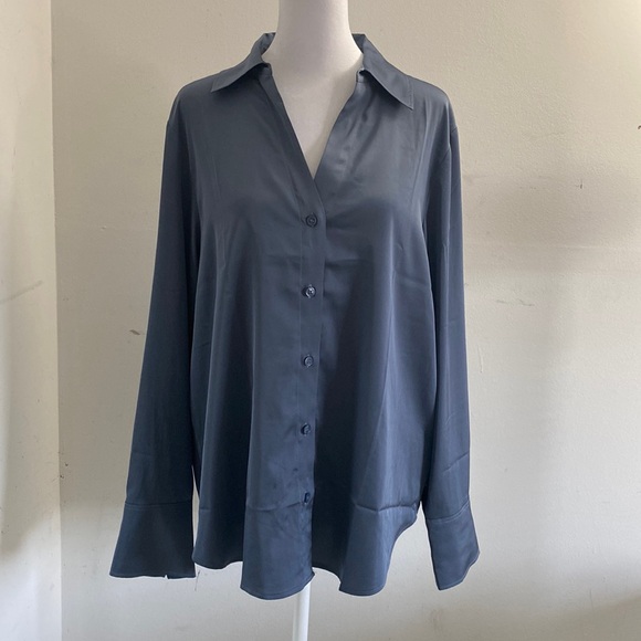 H&M | Silky V-Neck Blouse - Picture 1 of 14